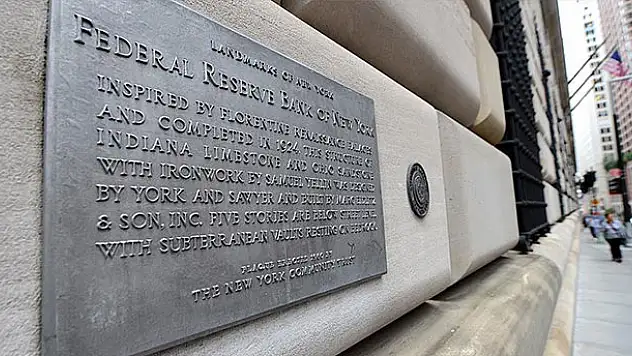 Fed'in kritik isimleri birbiriyle çelişti