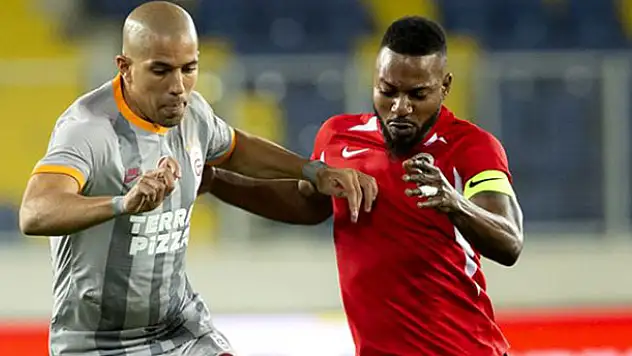 Feghouli'den Fatih Terim'e tepki