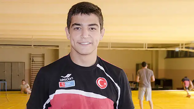 Felçli babasını, Avrupa şampiyonluğu ile mutlu etmek istiyor