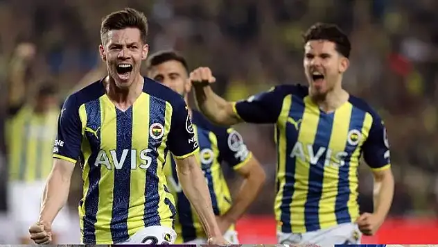 Fenerbahçe 6 yıl sonra Kadıköy'de kazandı