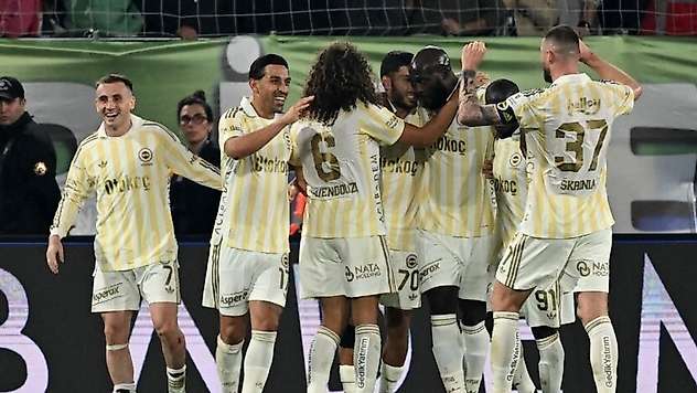 Fenerbahçe, Aston Villa deplasmanında