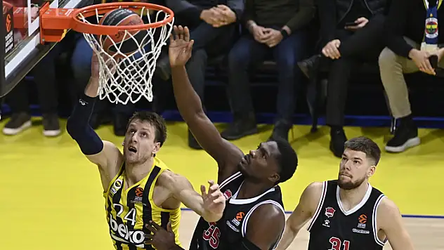 Fenerbahçe, Asvel deplasmanında 