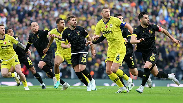 Fenerbahçe'de gözler Kadıköy'de, kulaklar Konya'da
