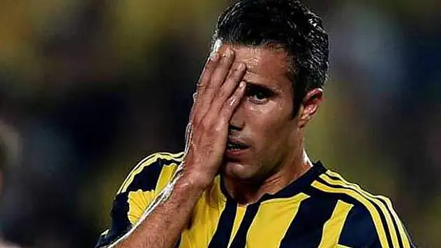 Fenerbahçe'de Van Persie şoku!