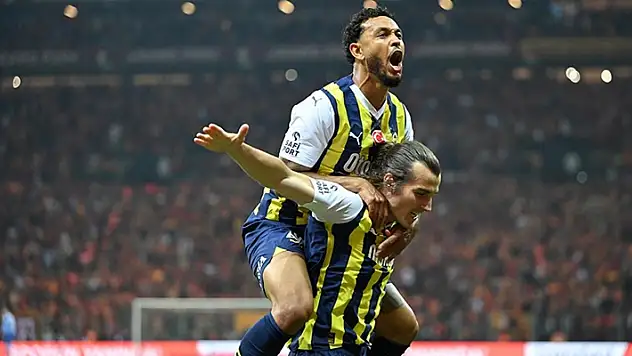 Fenerbahçe, deplasmanda Galatasaray'ı 1-0 mağlup etti
