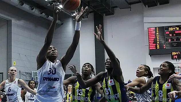 Fenerbahçe Dinamo Kursk'a yenildi