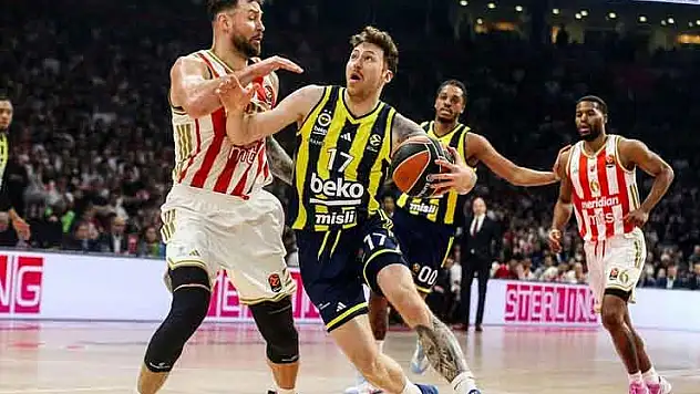 Fenerbahçe erteleme maçına çıkıyor