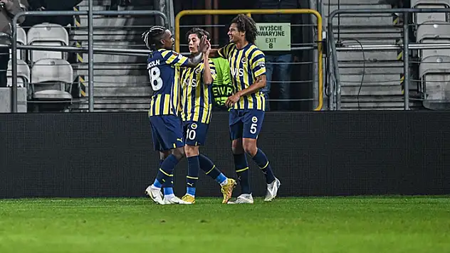 Fenerbahçe grup lideri olarak doğrudan son 16 turuna yükseldi
