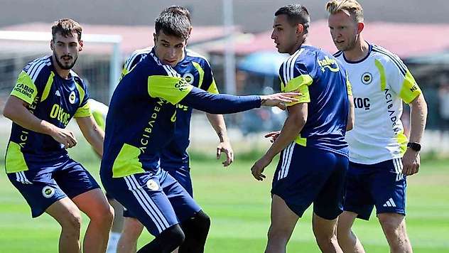 Fenerbahçe izne ayrıldı! kamp sona erdi