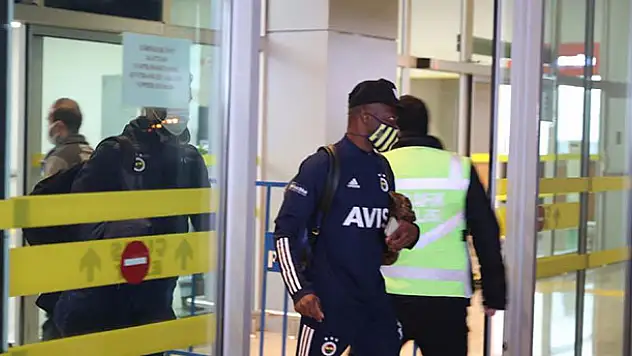 Fenerbahçe kafilesi Konya'ya geldi