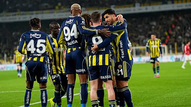 Fenerbahçe, Kasımpaşa'yı ağırlıyor