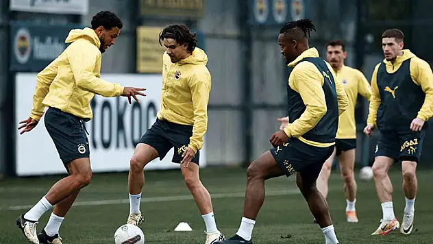Fenerbahçe, Konyaspor maçı hazırlıklarına başladı!

