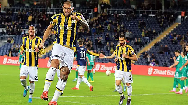 Fenerbahçe kupada farklı kazandı