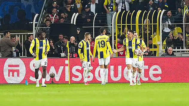 Fenerbahçe, Manchester United ile 1-1 berabere kaldı
