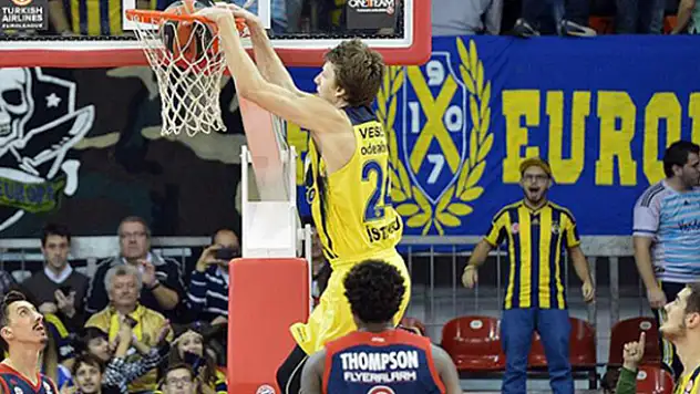 Fenerbahçe, Münih'i farklı yendi