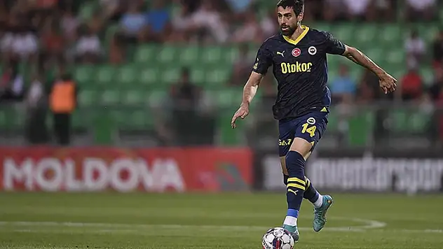 Fenerbahçe'nin Brezilyalı oyuncusu Luan Peres ameliyat edildi
