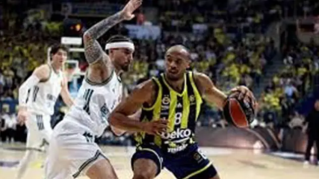 Fenerbahçe, Panathinaikos deplasmanında