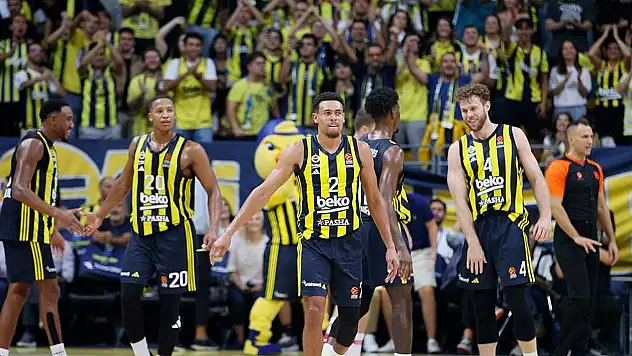 Fenerbahçe play-off'taki ilk maçına çıkıyor