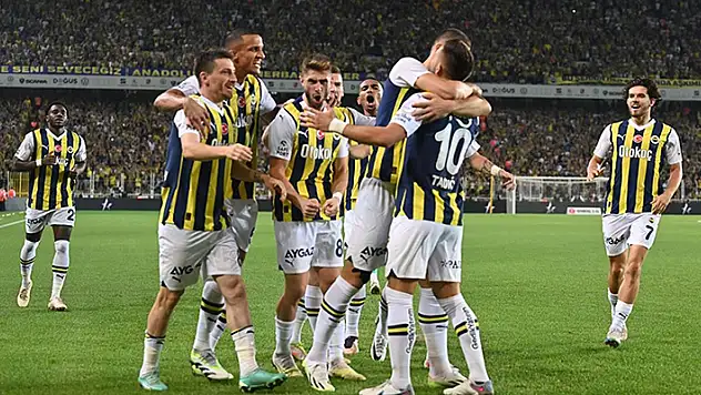 Fenerbahçe, Süper Lig'de 2023-2024 sezonuna galibiyetle başladı
