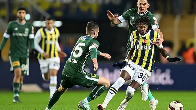Fenerbahçe, Süper Lig'de yarın Konyaspor'a konuk olacak
