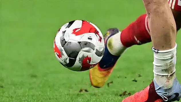Fenerbahçe, Süper Lig'de yarın Antalyaspor'a konuk olacak