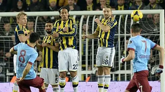 Fenerbahçe Trabzonspor'la berabere kaldı