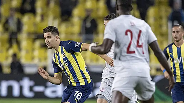 Fenerbahçe, UEFA Avrupa Ligi'nde farklı kaybetti
