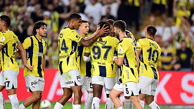 Fenerbahçe, UEFA Şampiyonlar Ligi'nde play-off turu için sahaya çıkacak
