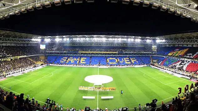 Fenerbahçe'ye tribün kapatma cezası