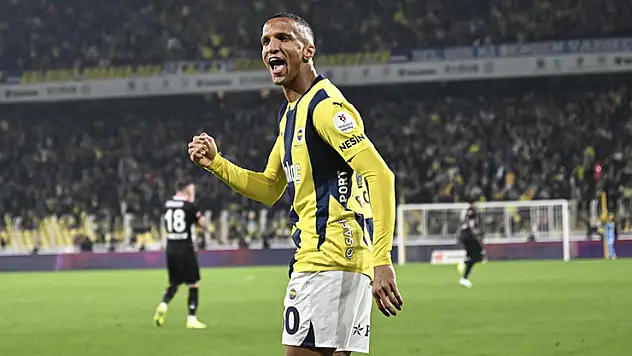 Fenerbahçe'de Konyaspor maçı öncesi kadro dışı kararı!