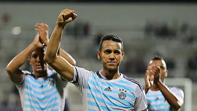 Fenerbahçeli futbolcu De Souza: İkinci yarıya şampiyonluk hedefiyle başlıyoruz