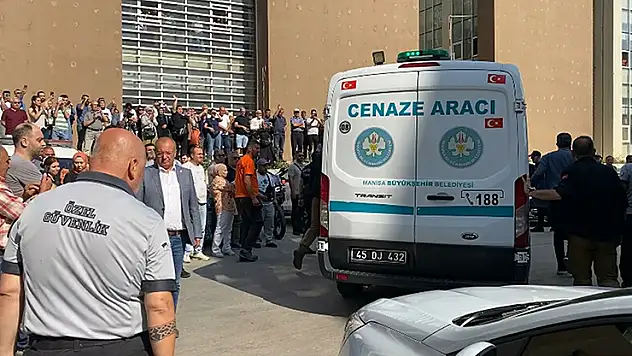 Ferdi Zeyrek'in cenazesi hastane morgundan alındı