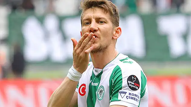 Ferhat yolcu gibi!