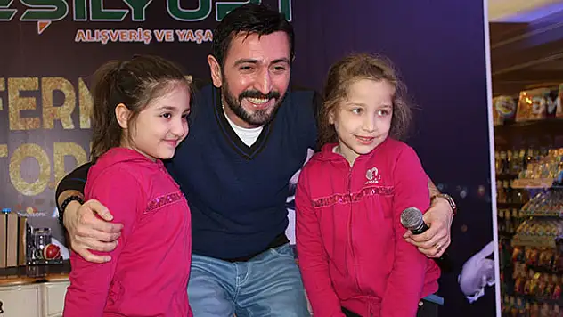 Ferman Toprak, Sevenleriyle Buluştu
