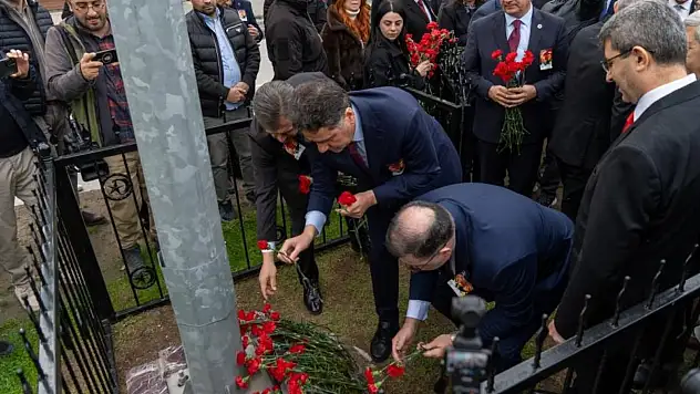 Fethi Sekin şehit düştüğü yerde karanfillerle anıldı