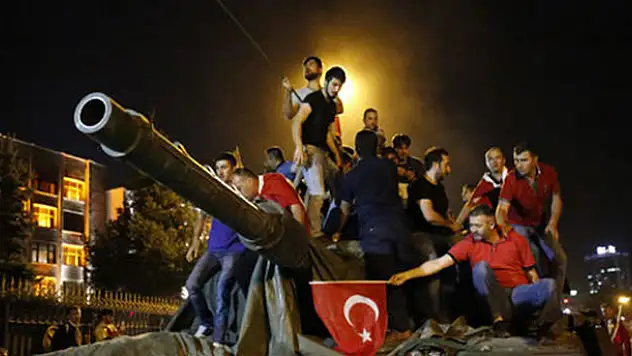 FETÖ abisinden skandal sözler.