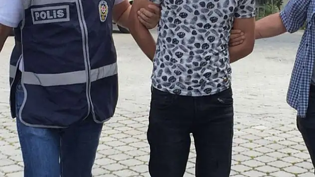 FETÖ'nün gizli askeri yapılanmasına Konya merkezli operasyon: 6 gözaltı