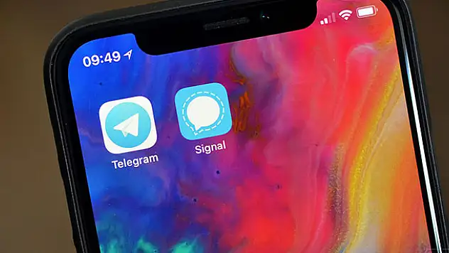 FETÖ'nün haberleşme programı Signal deşifre ediliyor