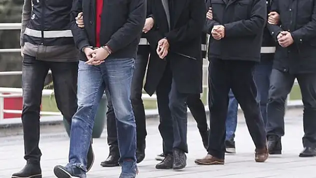 FETÖ'nün hücre evlerine yönelik operasyonda 66 gözaltı