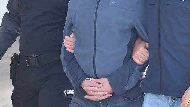 FETÖ'nün kamu mahrem yapılanması soruşturmasında 20 gözaltı kararı
