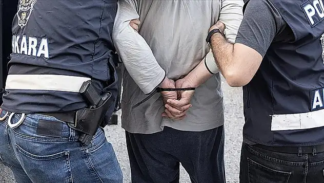FETÖ'nün kamu mahrem yapılanması soruşturmasında 19 gözaltı kararı
