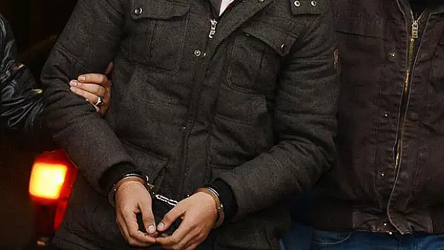 FETÖ'nün Konya 'Üs imamı' sınırda yakalandı