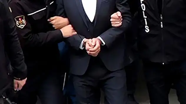FETÖ'nün 'mahrem imamlarına' operasyon