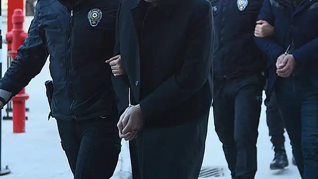 FETÖ'nün 'mahrem' yapılanması soruşturmasında 56 kişi hakkında gözaltı kararı verildi
