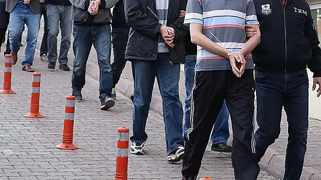 FETÖ'nün TSK yapılanmasına yönelik soruşturmada 532 gözaltı kararı