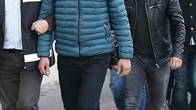 FETÖ'nün yeniden yapılanması soruşturmasında 19 şüpheli tutuklandı
