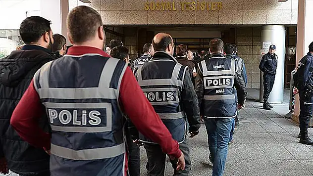 FETÖ/PDY kendi mensuplarını bile fişlemiş