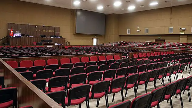 FETÖ sanıkları hesap veriyor