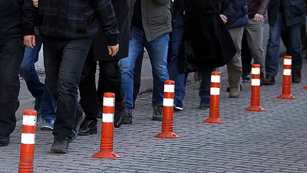FETÖ şüphelisi 46 eski polis gözaltına alındı