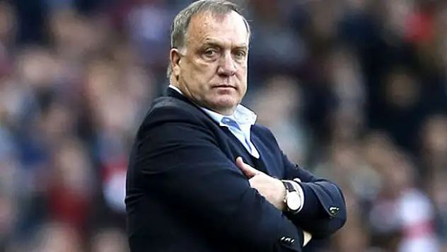 Feyenoord, Advocaat'ı takımın başına getirdi!